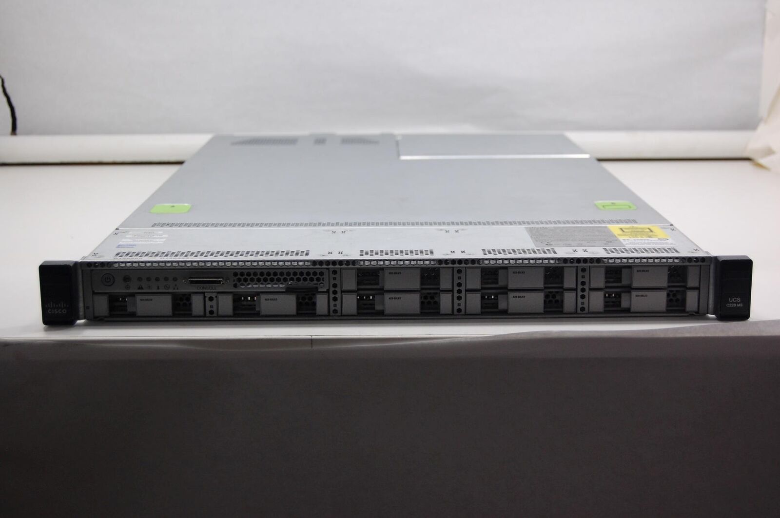 Cisco UCS-C220-M3S V01 2x Xeon(R) E5-2620 @ 2.00GHz 128GB RAM  NO HDD
