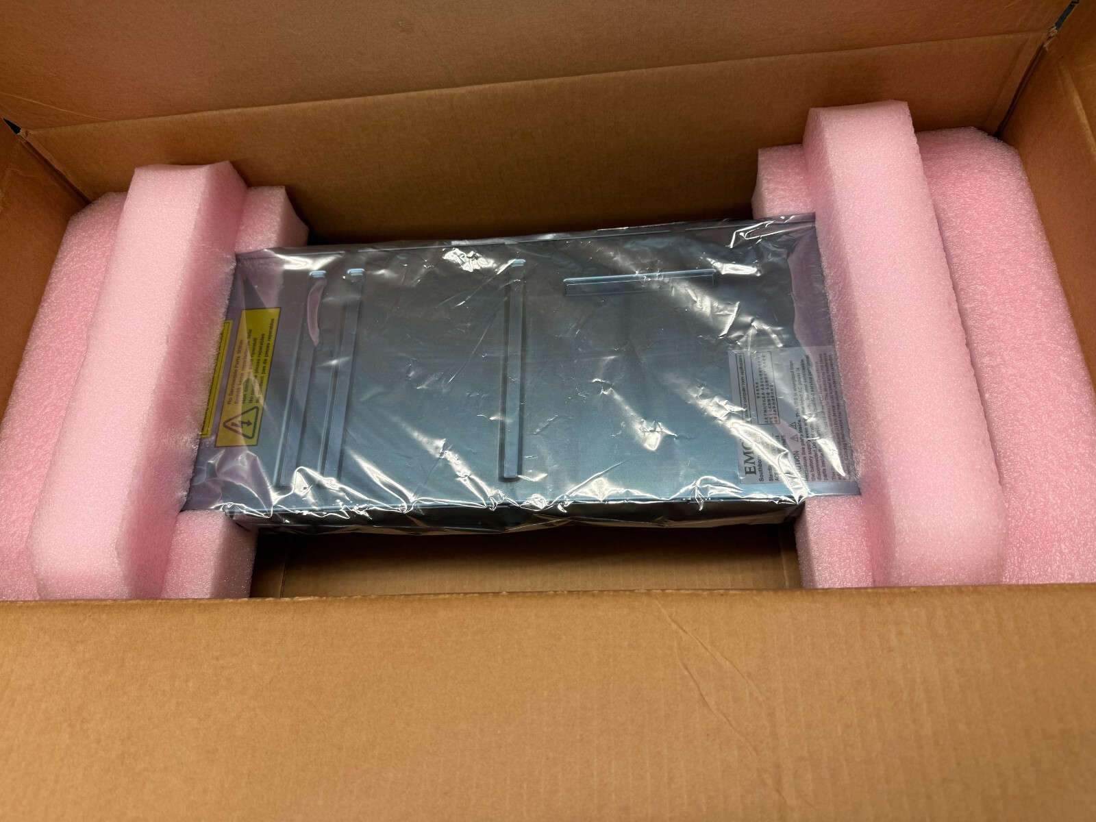 Brand New* Factory sealed*EMC2 Southboro MA01772 Standby Server Power Supply MWp
