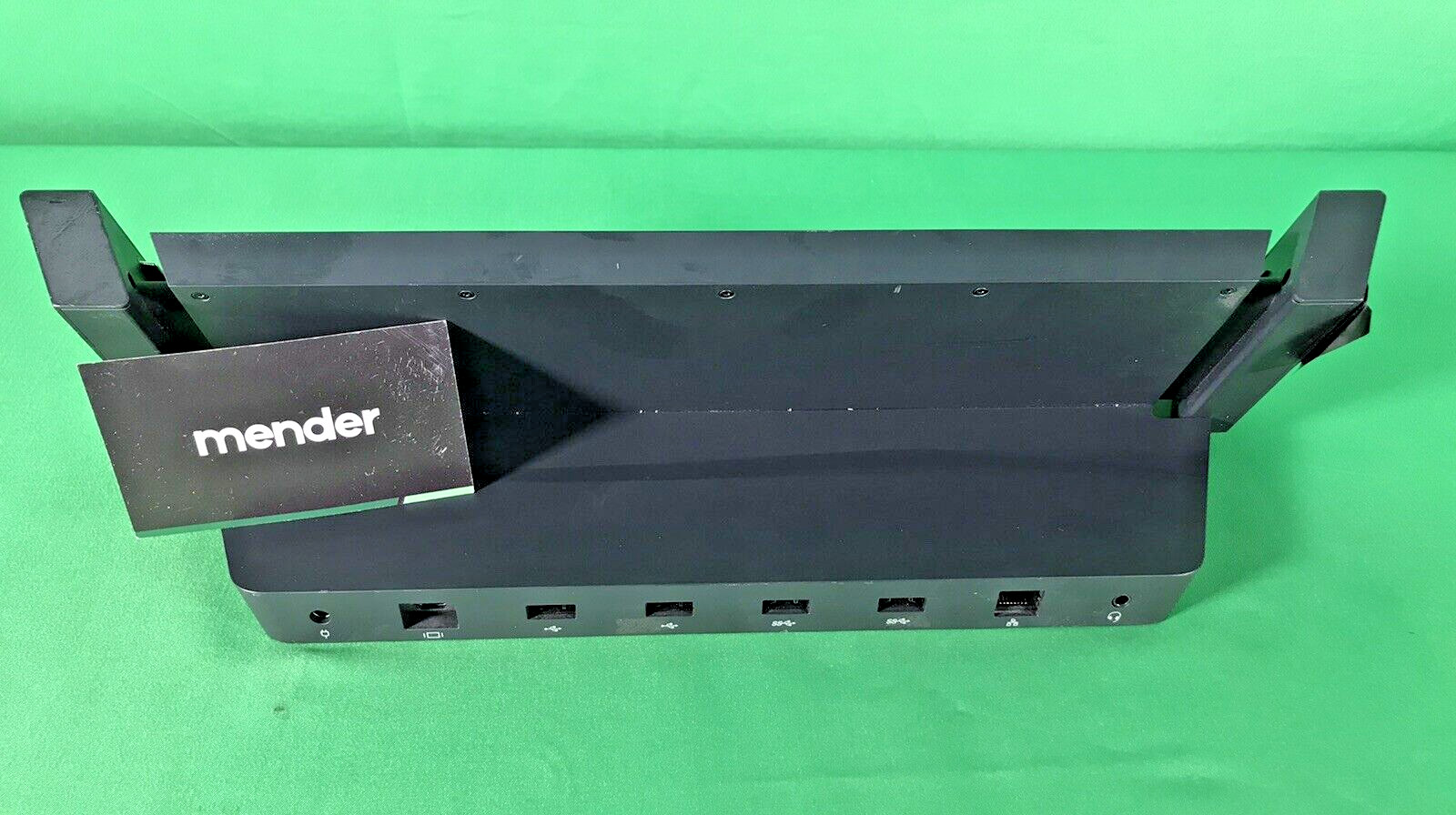 Microsoft Surface Pro 3 and 4 Docking Station Model 1664. USED