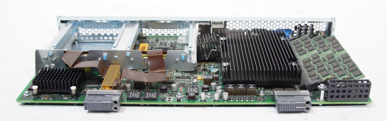 Cisco UCS-E160D-M2/K9 V01 Double-Wide Xeon E5-2418L v2 32GB 3x SFF Server