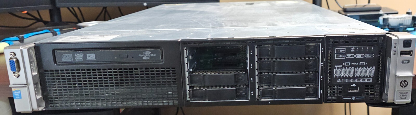 HP ProLiant DL 380p Gen8 734789-S01 Server 2x Intel Xeon E5-2620 64GB RAM NO HDD