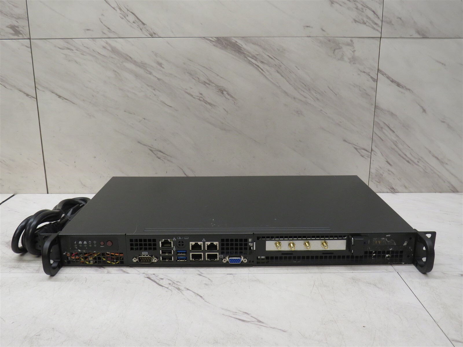 SuperMicro SuperServer 5018A-FTN4 505-2 Intel Atom @ 2.4GHz 8GB w/ Ears