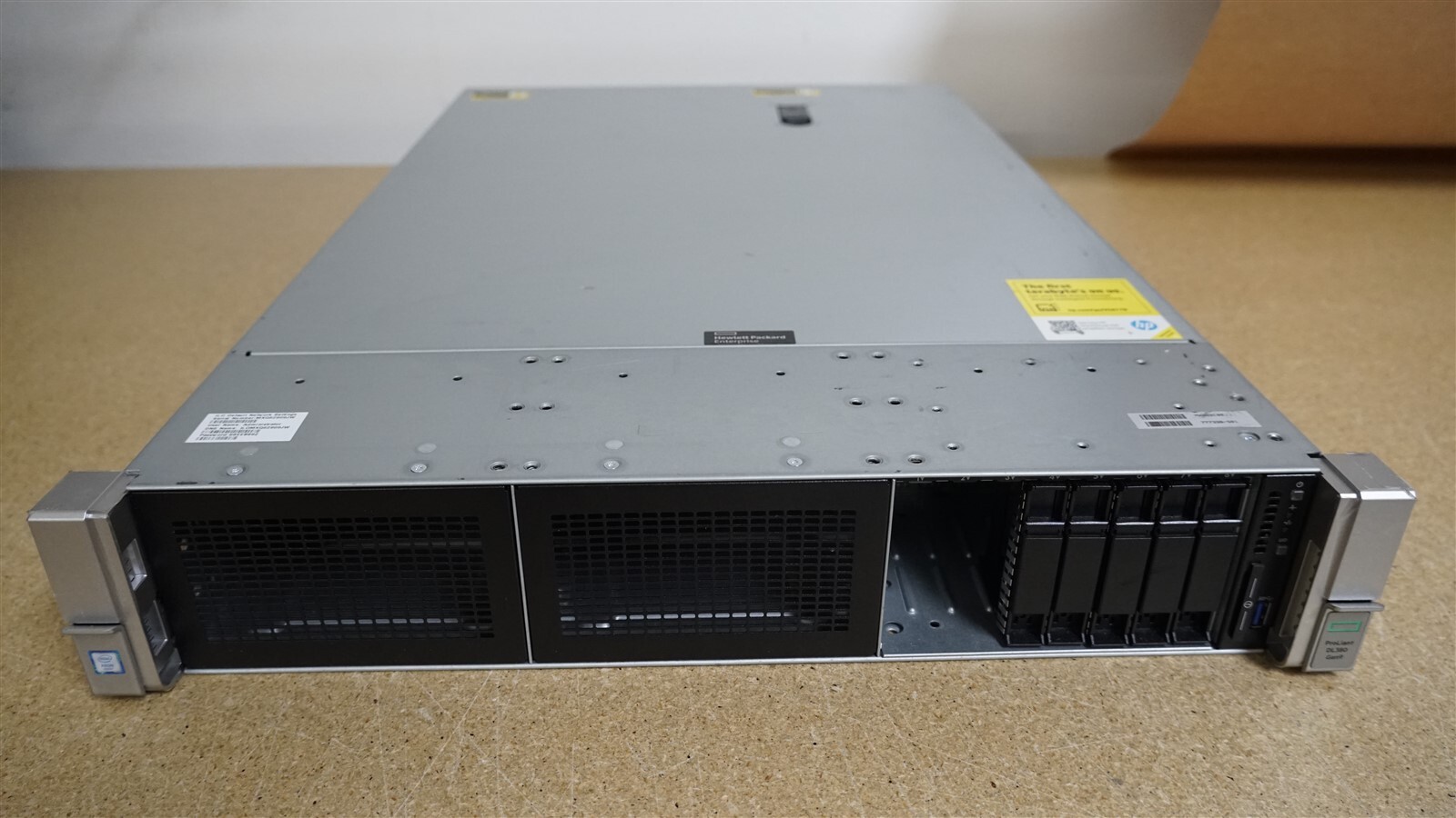 HP ProLiant DL380 Gen9 G9 8SFF 2x 10CORE E5-2640V4 2.4GHz 64GB RAM 4x 480GB SSD