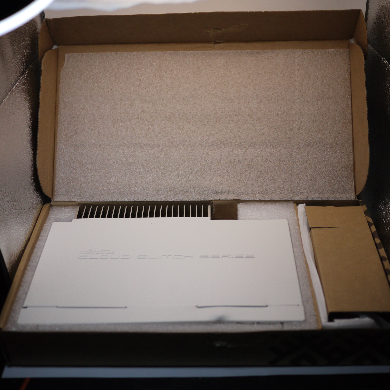 Used MikroTik CRS309-1G-8S+IN Cloud Router Switch 8xSFP+ 1x GLAN PoE-In, RS232
