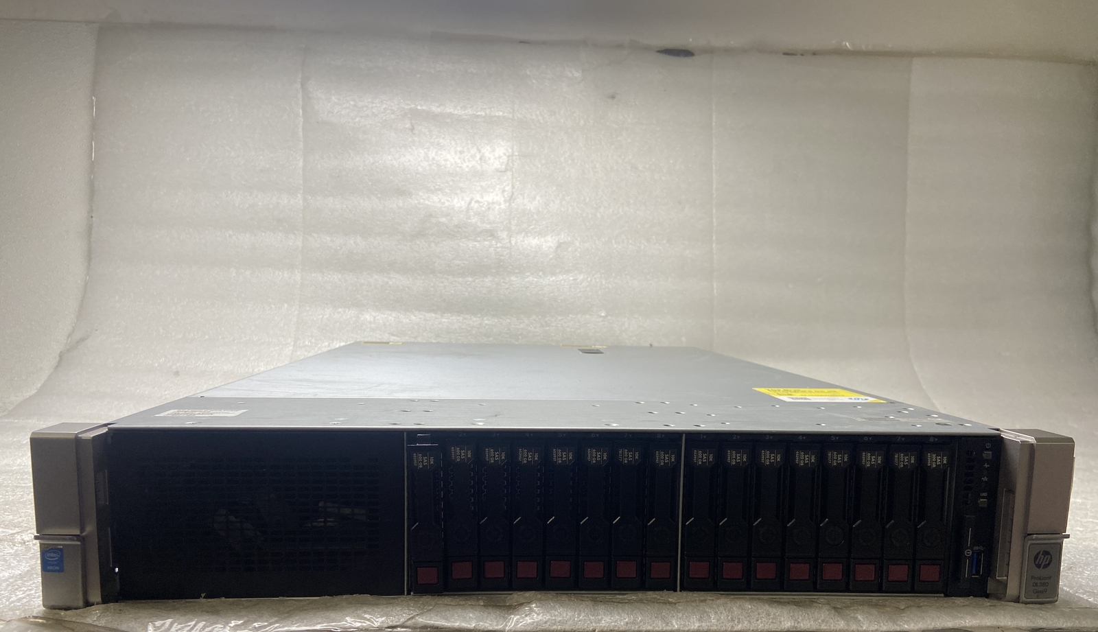 HP ProLiant DL380 Gen9 2x Intel Xeon E5-2670 v3 2.3GHz 128GB RAM NO HDD