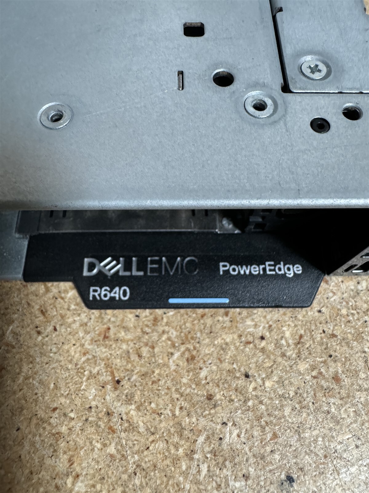 DELL POWEREDGE R640 10SFF 2x 10 CORE GOLD 5115 2.4GHz 256GB RAM 2x 2TB SSD H730P
