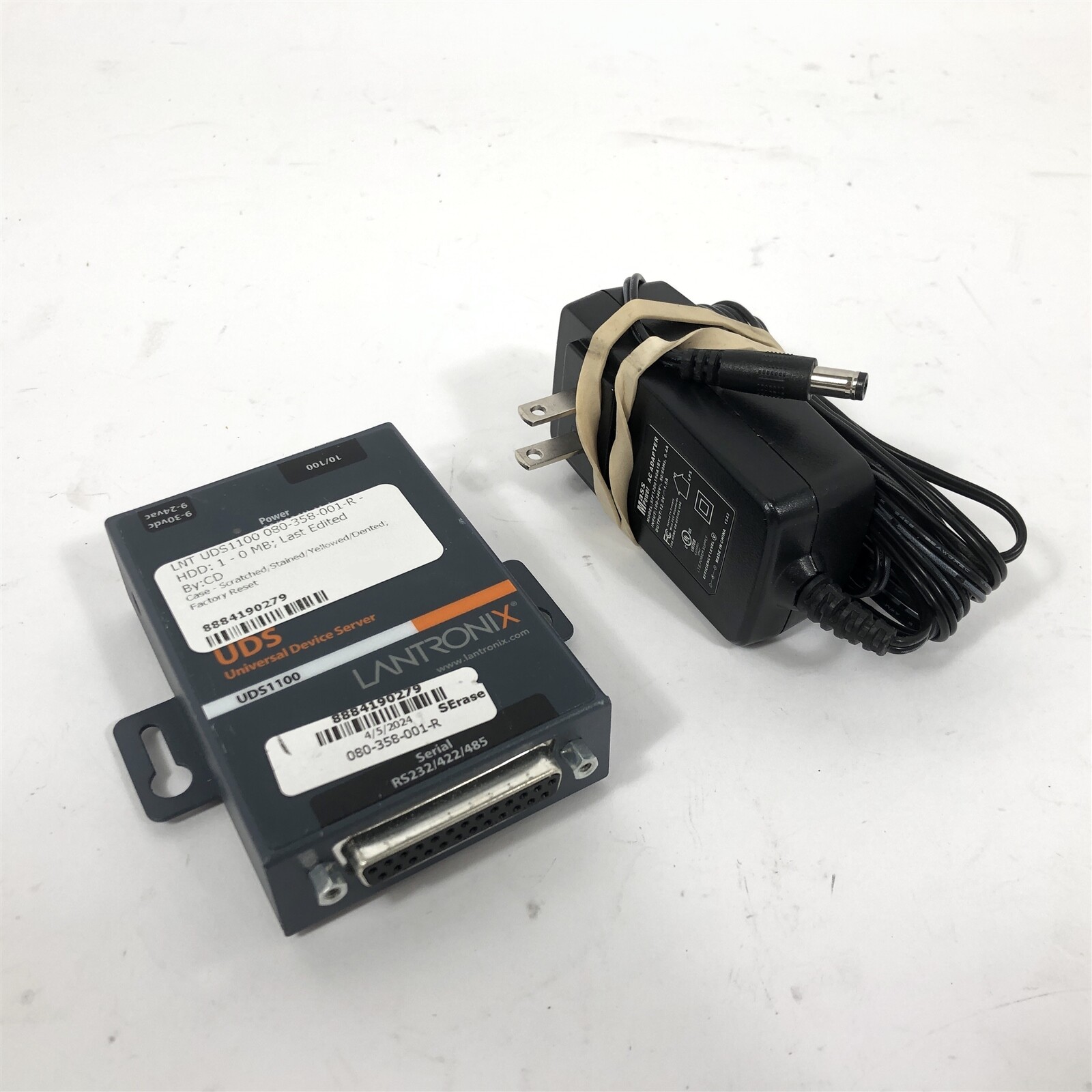 Lantronix UDS1100 Ethernet Serial External Device Server 080-358-001-R w/ AC