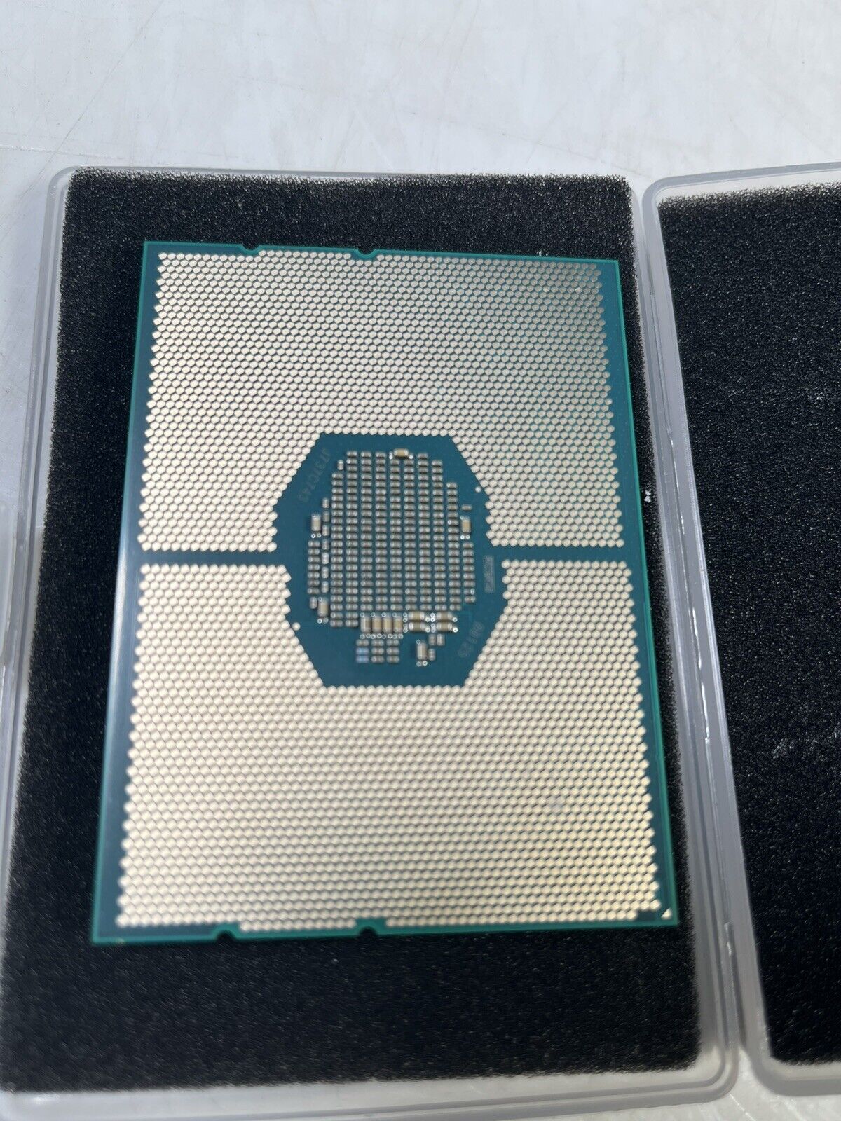 Intel Xeon Silver 4110 Processor (SR3GH). GOOD CONDITION