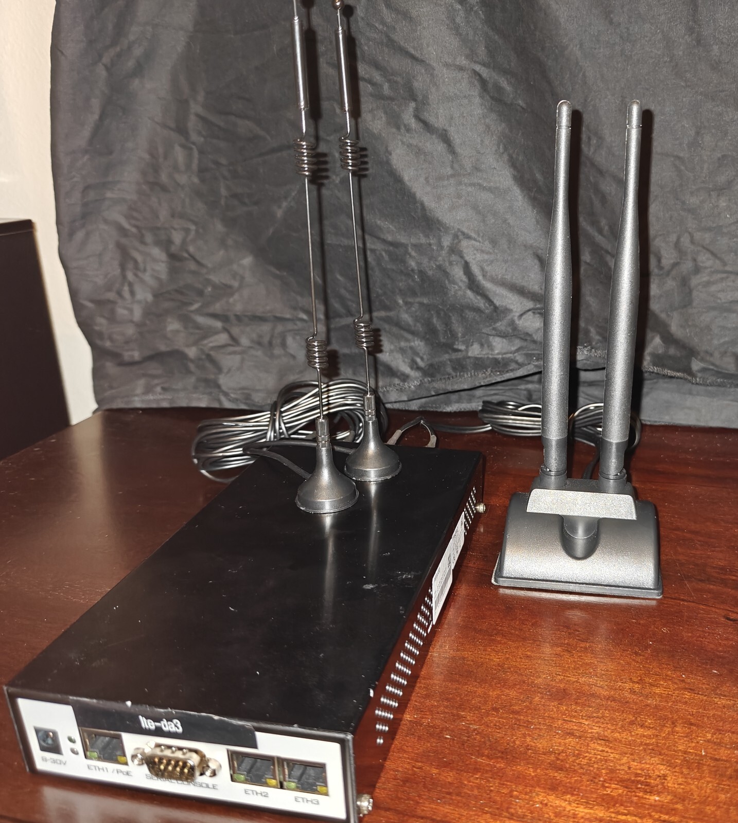 Mikrotik RBM33G with WIFI and R11e-LTE6 USA 4G Radio boards and Antennas CA433U
