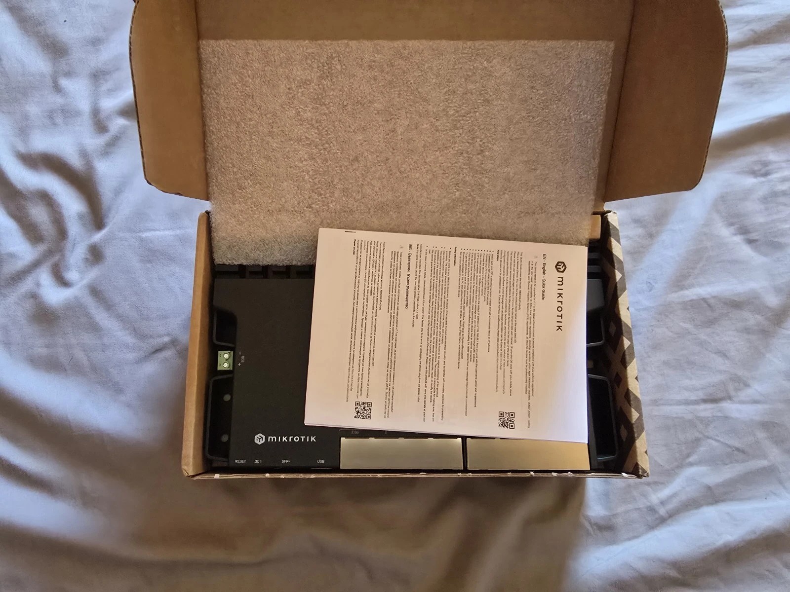Mikrotik RB5009UPr+S+IN