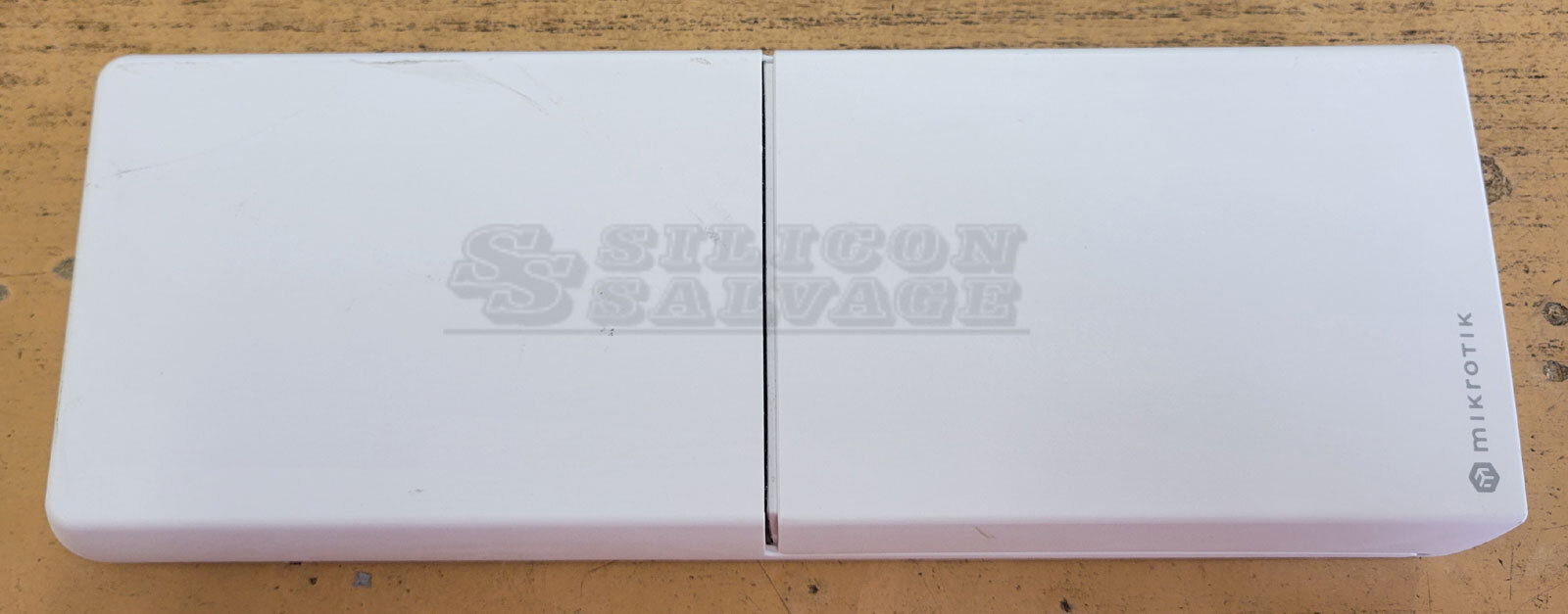 Mikrotik Fiber to Copper Converter 1x SFP+ Port 1x Gigabit LAN Port FTC11XG
