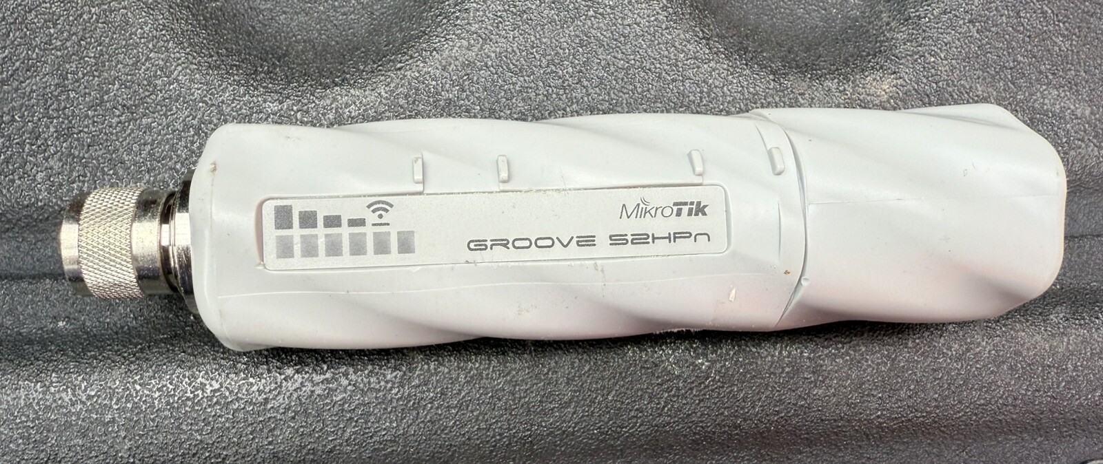 Mikrotik GrooveA-52HPn-US RouterBOARD GrooveA 52 2.4/5GHz Wathcguard 4re