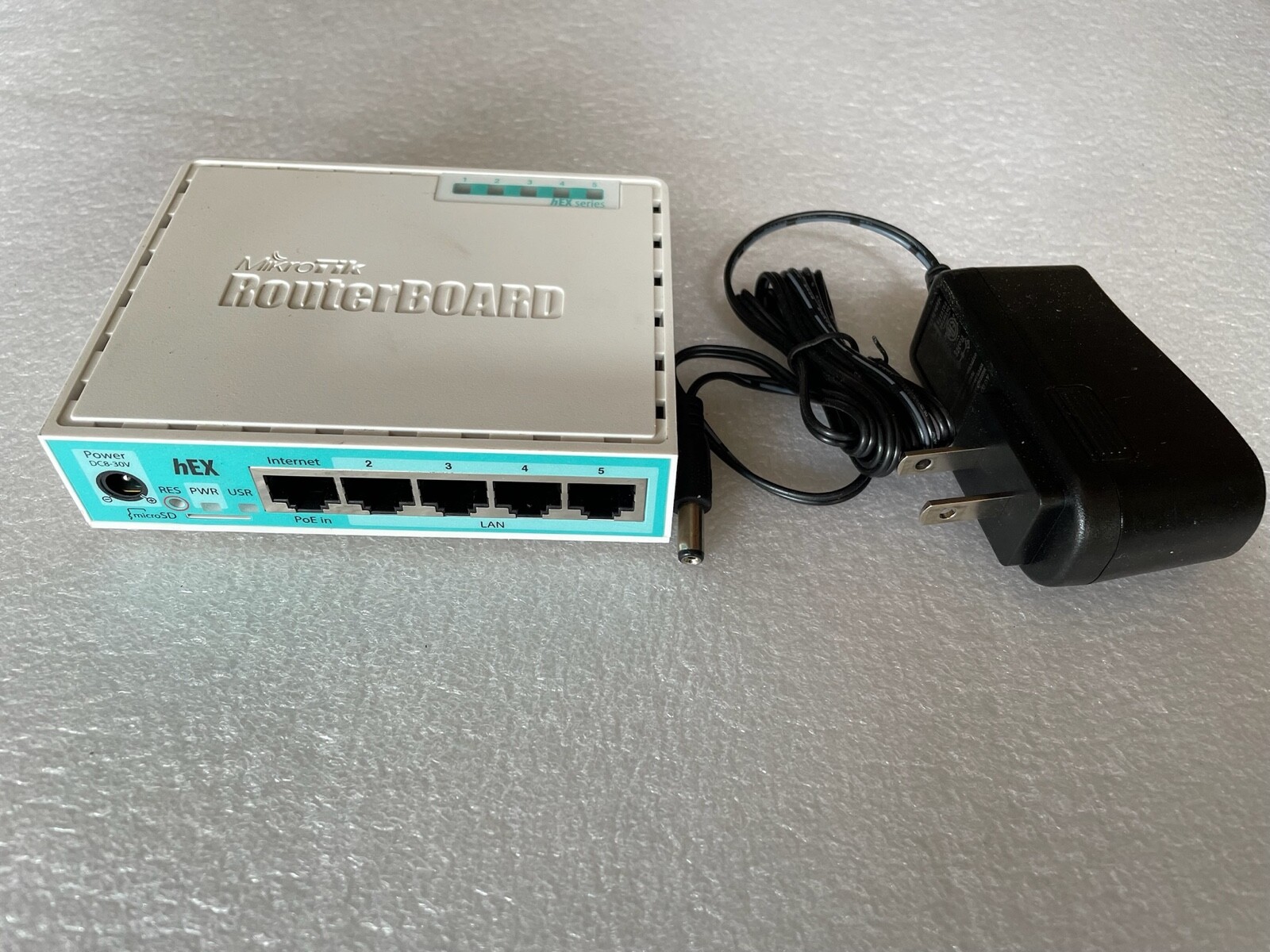LOT of 10  MIKroTik hEX RB750Gr3  5-port Ethernet Gigabit Router RouterBOARD