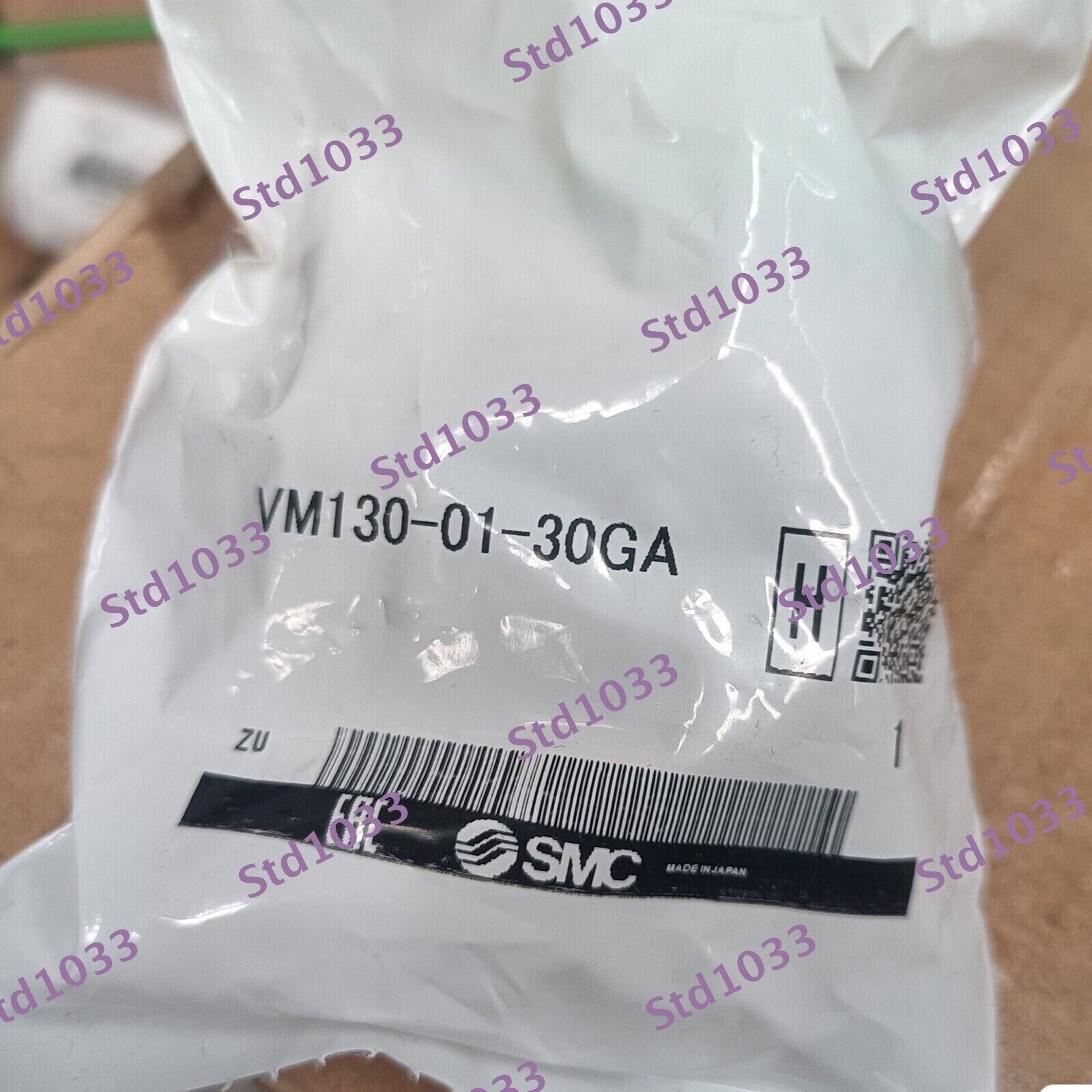 New SMC VM130-01-30GA mechanical valve Free shipping one