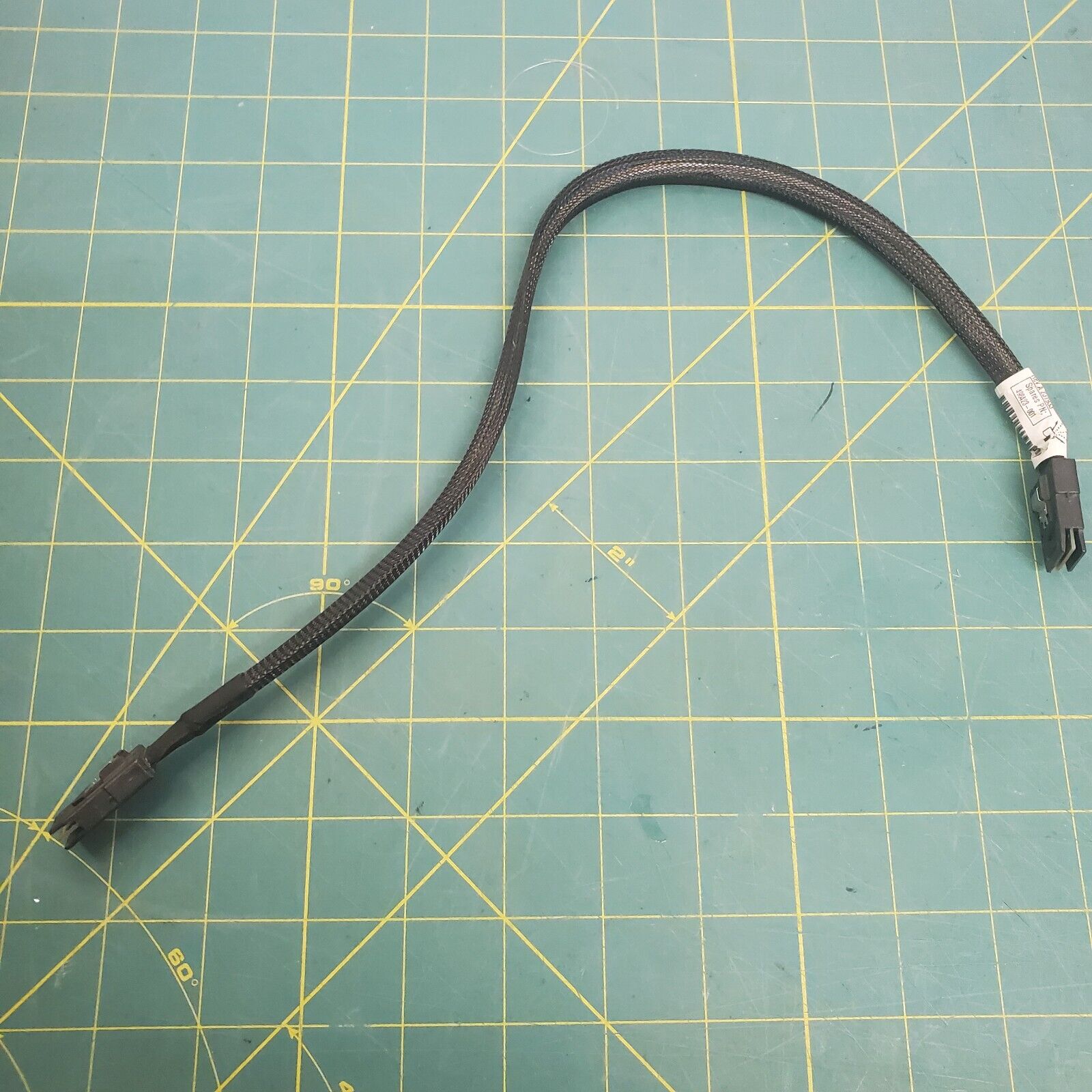 HP Server SAS cable PN#493228-003 Spare# 498423-001
