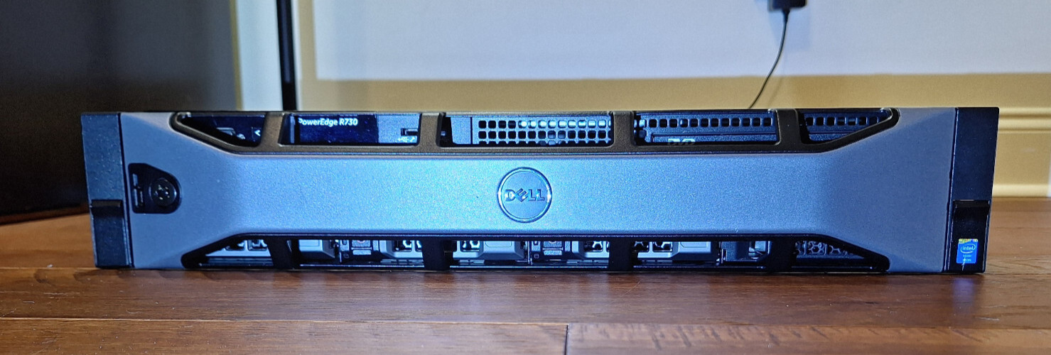 Dell PowerEdge R730 2U – 2X XEON E5-2620V3 2.4GHz / 160GB 2133MHz RAM NO HDDs