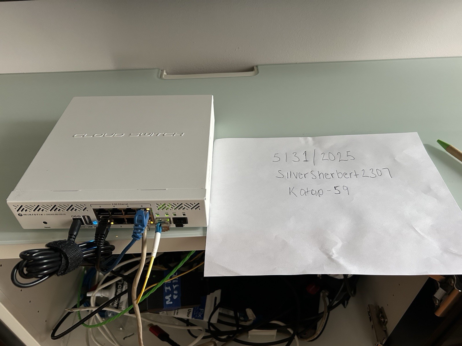 MikroTik CRS310-8G+2S+IN 8-Port 2.5gbe Switch + 2xSFP+ Ports