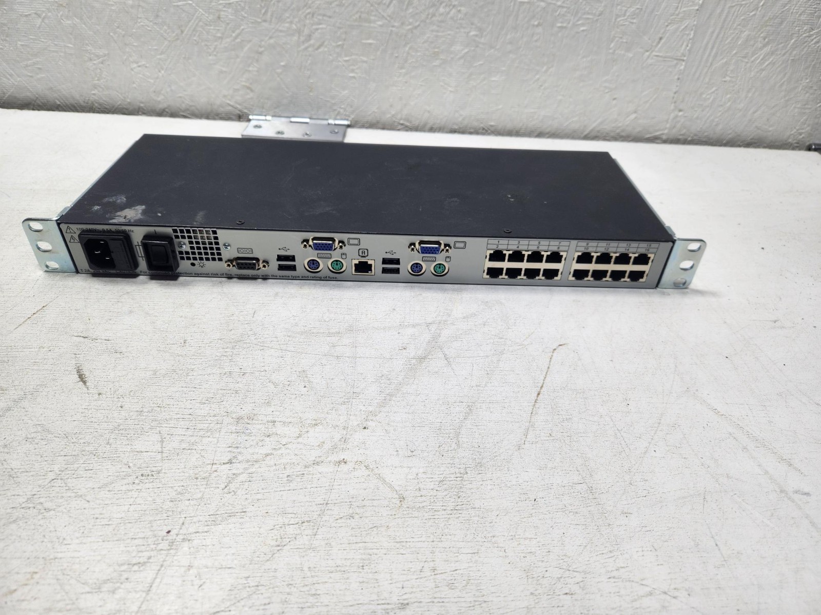 USED HP Server Switch Console 16 Port CAT 5 USB VGA # 513736-002 AF626A