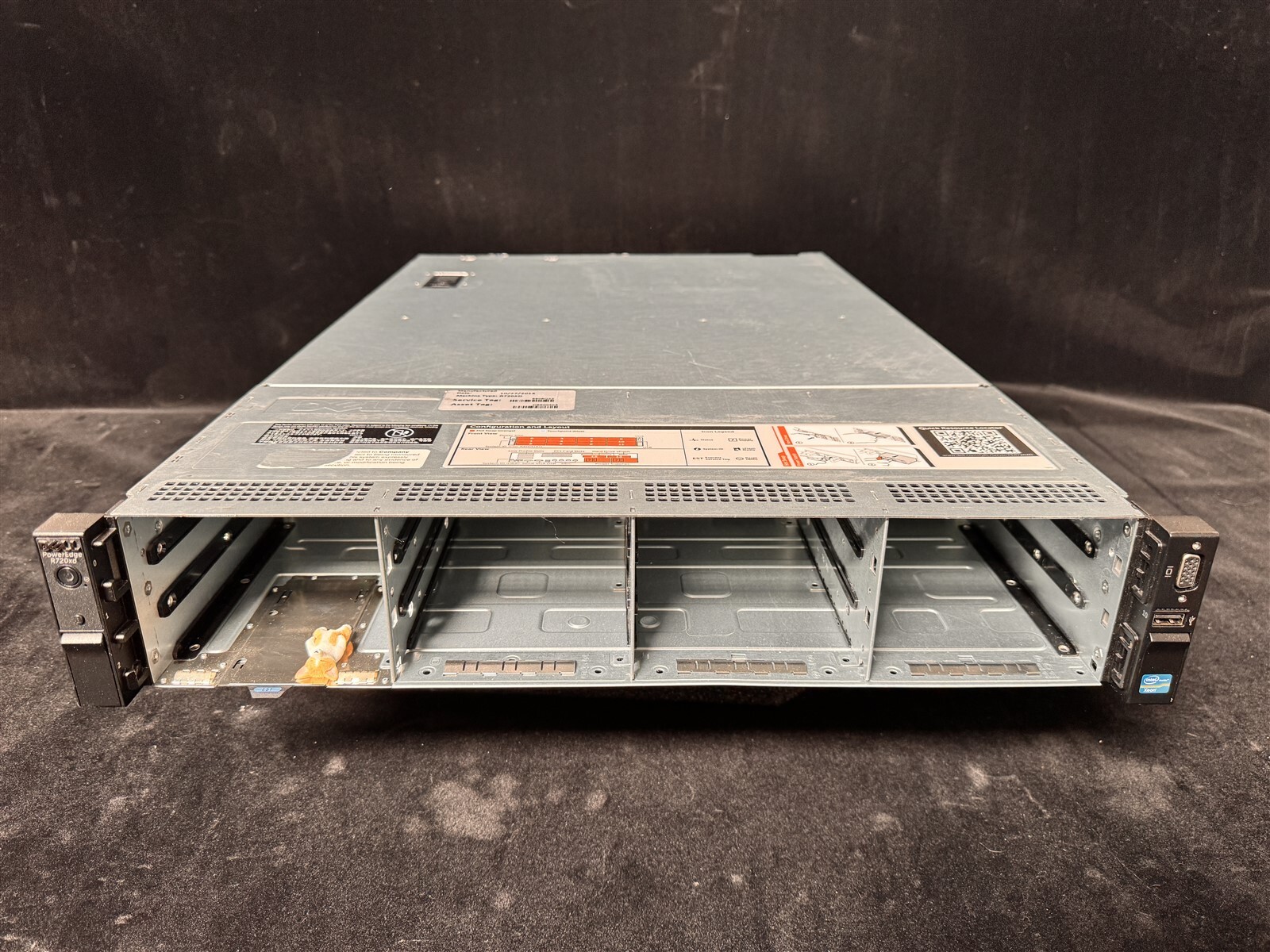DELL POWEREDGE R720xd 12LFF 2x 6 CORE E5-2620V2 2.1GHz 128GB RAM 9207-8i NO HDD