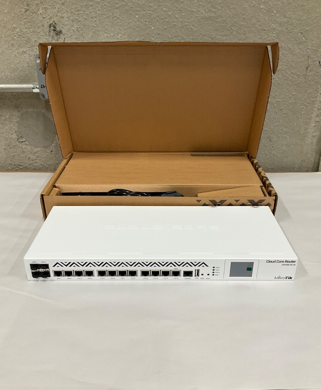 New MikroTik CCR1036-12G-4S-EM Cloud Core Router, 12x Gigabit Ports, 4x SFP