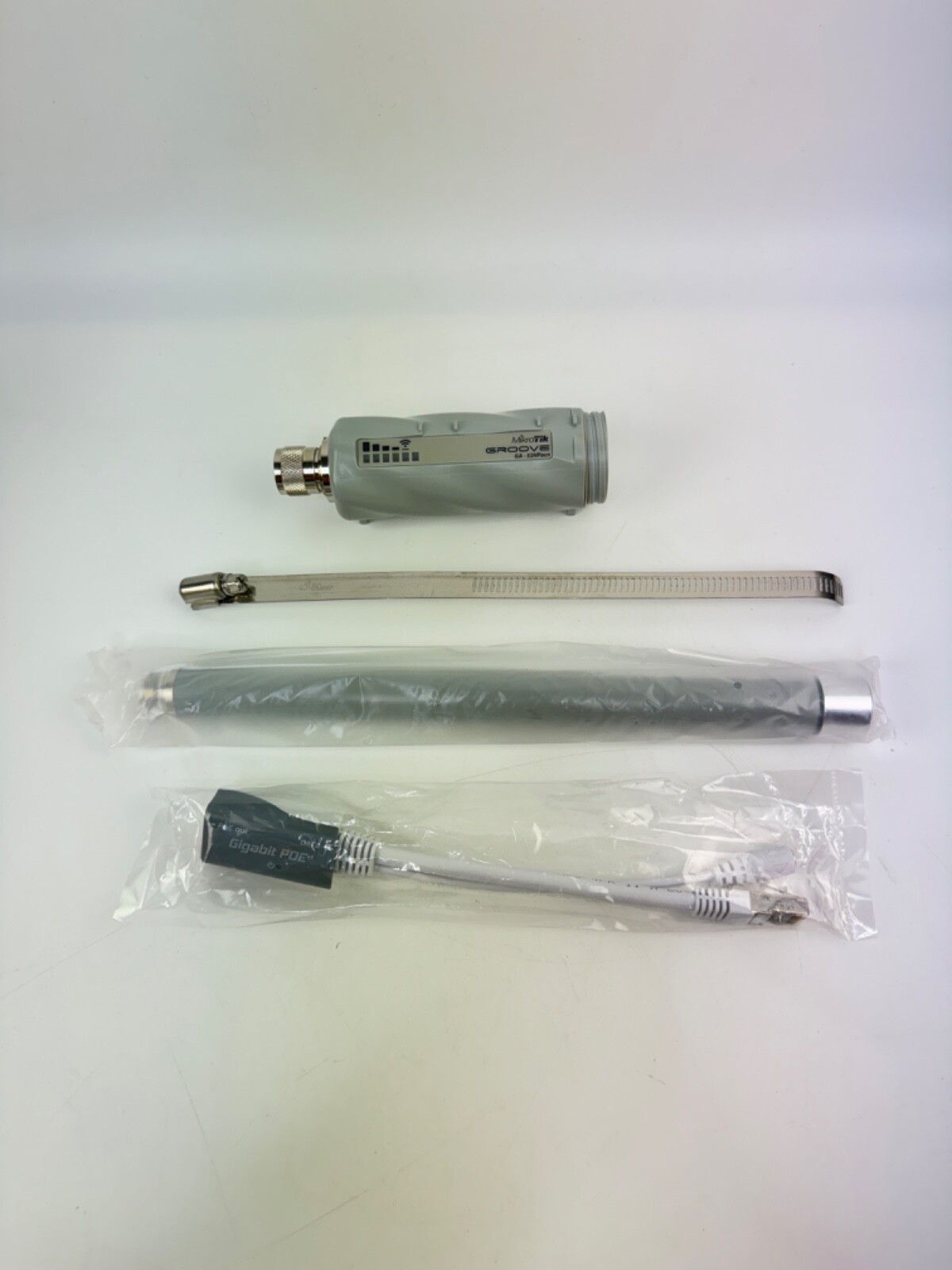 Mikrotik RBGrooveGA-52HPacn-US 2.4GHz/5GHz Backbone/CPE *NO POWER SUPPLY NO CAP*