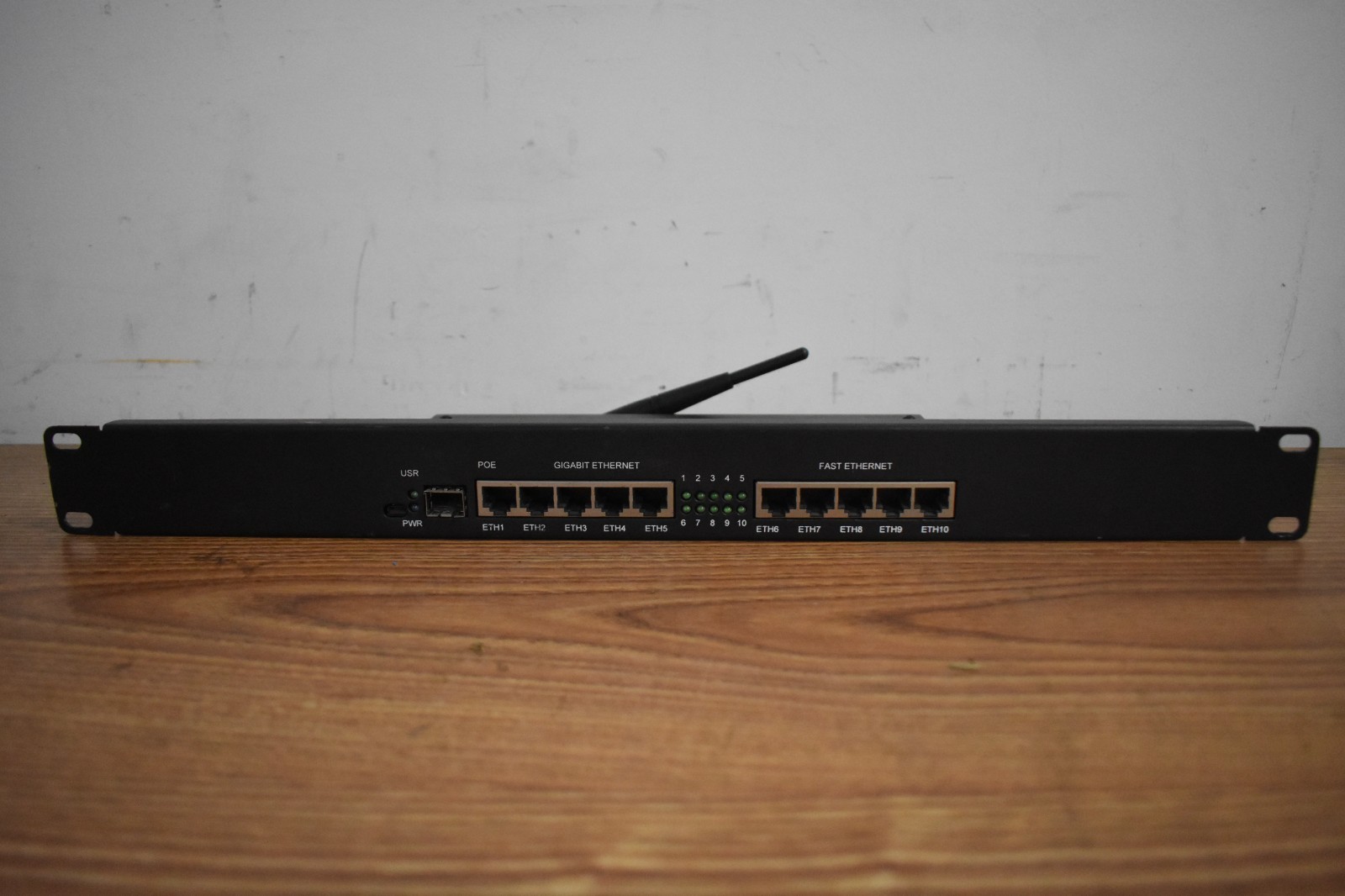 Mikrotik Routerboard RB2011UiAS-2HnD-IN 10-Port 5xGB Ethernet Switch *Tested*