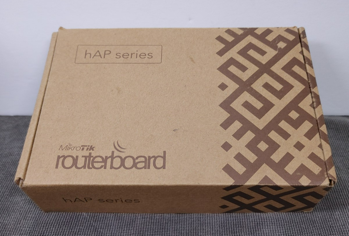 MikroTik hAP ac2 2.4/5GHz wireless Access Point RBD52G-5HacD2HnD-TC