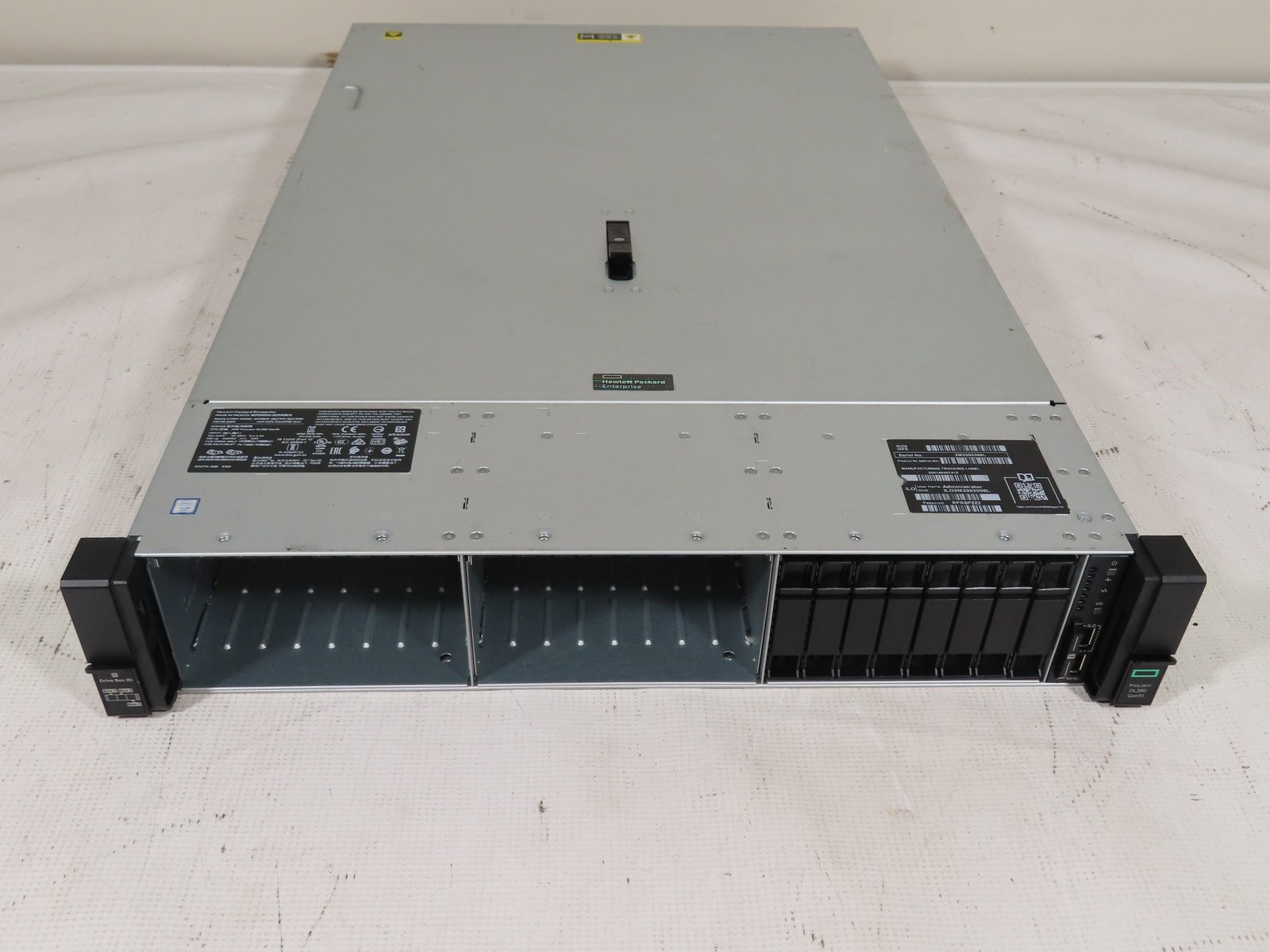 HP ProLiant DL380 G10 24SFF 2x Gold 6132 2.6GHz / 64gb RAM /  P816i / 2x 800w
