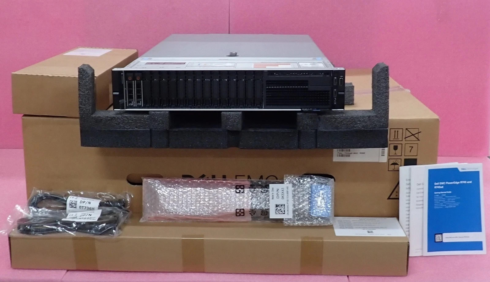 New Dell PowerEdge R740 Server 10-Core Silver 4210R 64GB RAM 2x 600GB HDD 16-Bay