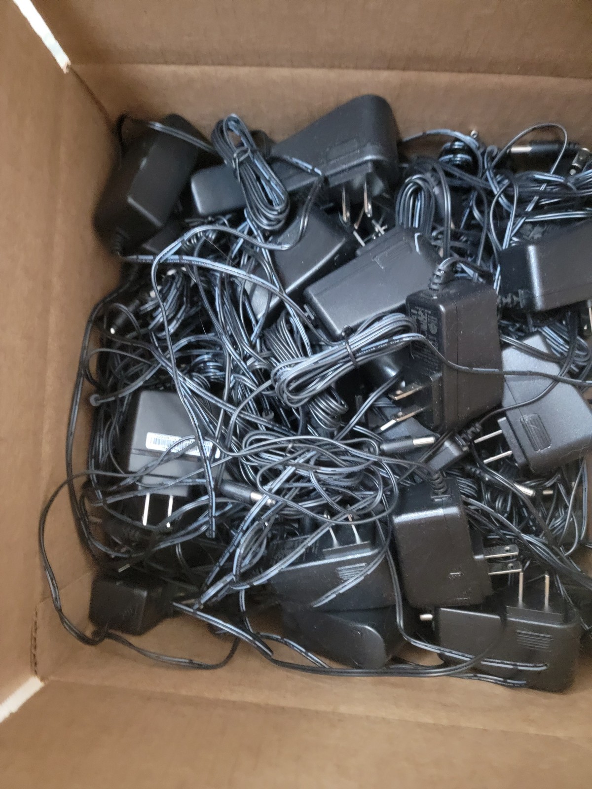 LOT of 50  MIKroTik hEX RB750Gr3  AC POWER ADAPTERs with US plug