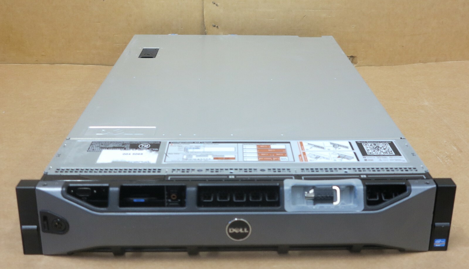 Dell PowerEdge R720 16-Bay 2x 4C XEON E5-2643 3.30GHz 16GB 600GB H710 2U Server