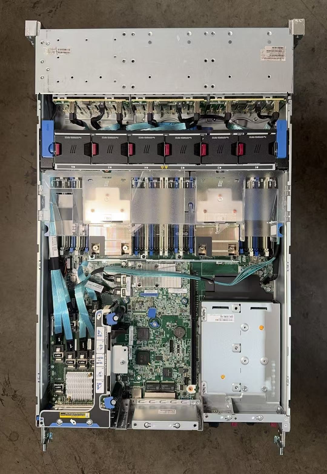 HP ProLiant DL380 2U G9 24xSFF Server 2x E5-2660 V3 20Cores 32GB DDR4 2x 800W