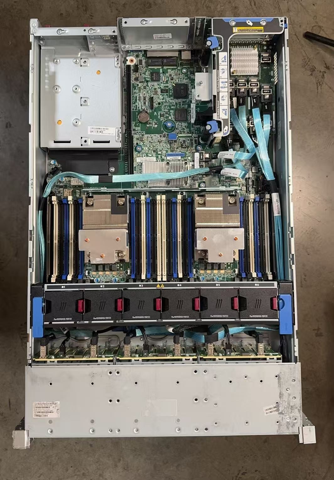 HP ProLiant DL380 G9 2U Blade Server 2X E5-2630 V4 64GB P440 12X LFF & 3X LFF