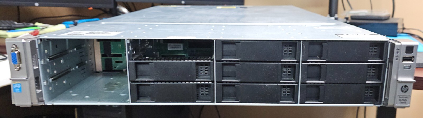 HP ProLiant DL 380p Gen8 742132-S01 Server 2x Intel Xeon E5-2620 96GB RAM NO HDD