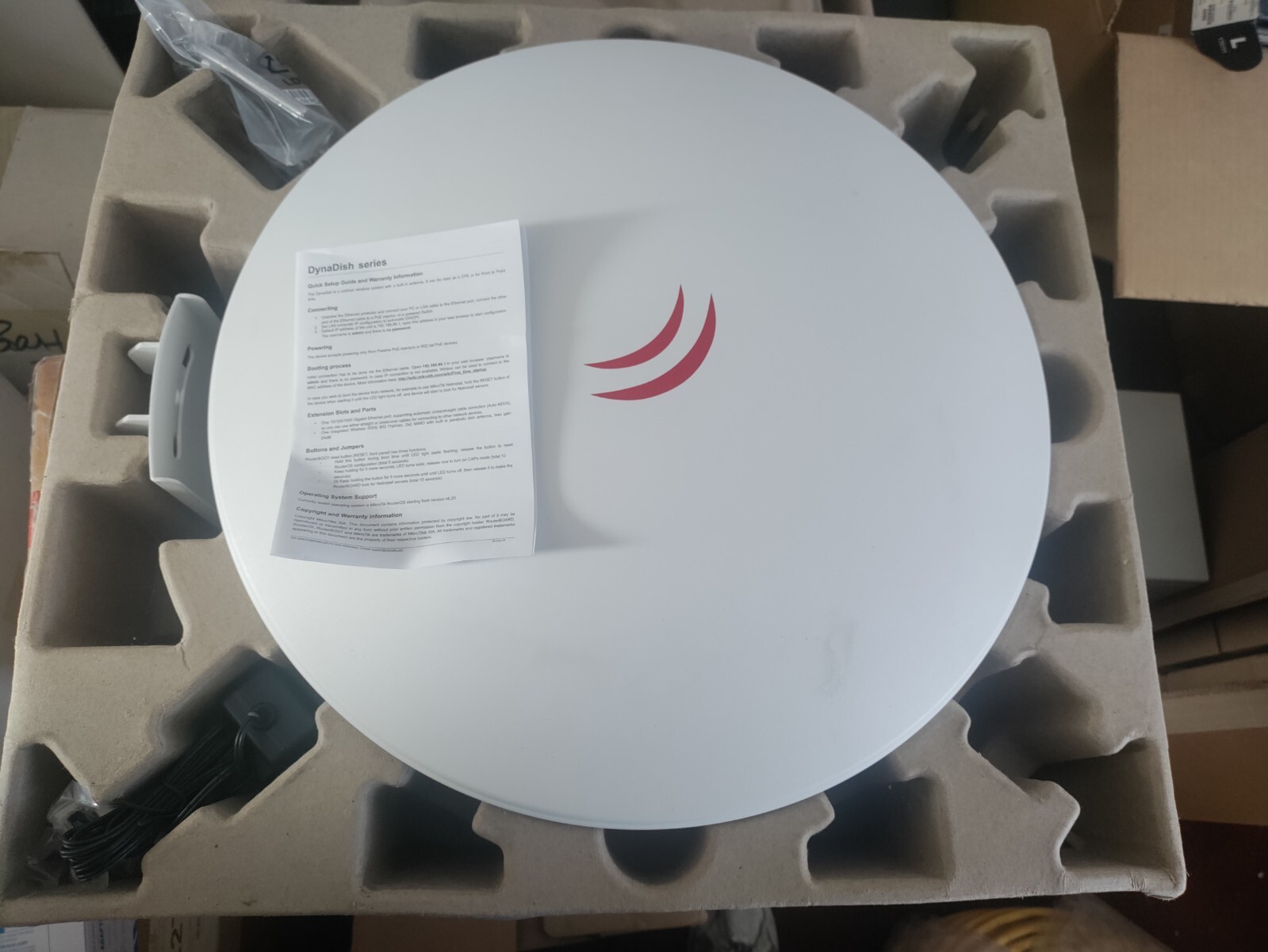 Mikrotik RBDynaDishG-5HacD 5GHz Integrated Ant 802.11ac Radio, 25 dBi 8deg – NOB