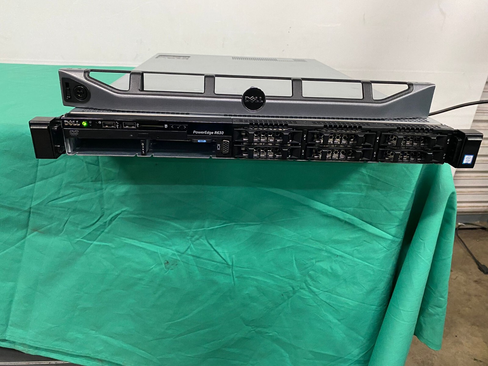 DELL PowerEdge R630 Server 384 GB RAM (24*16)