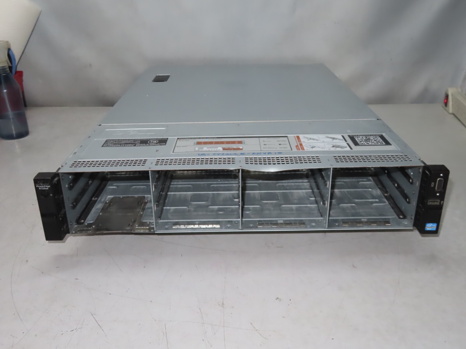 Dell PowerEdge R720xd 2x E5-2620 2Ghz RAM 192GB PS 05NF18 ST: J4HX9Y1