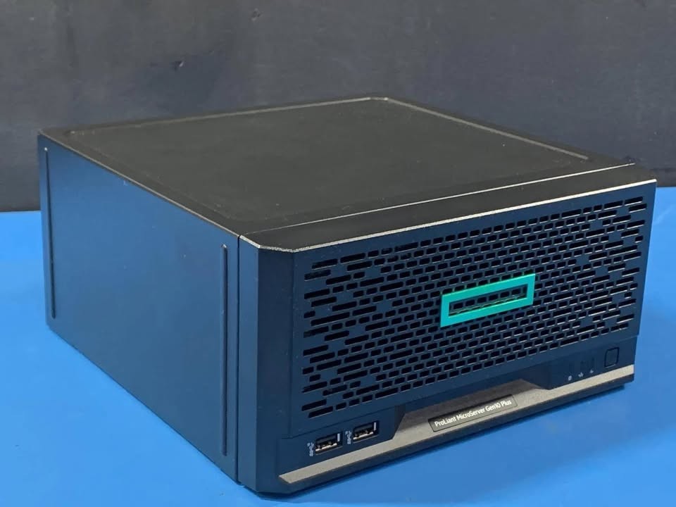 HPE ProLiant MicroServer Gen10+ Plus Intel Xeon E-2224 16GB RAM