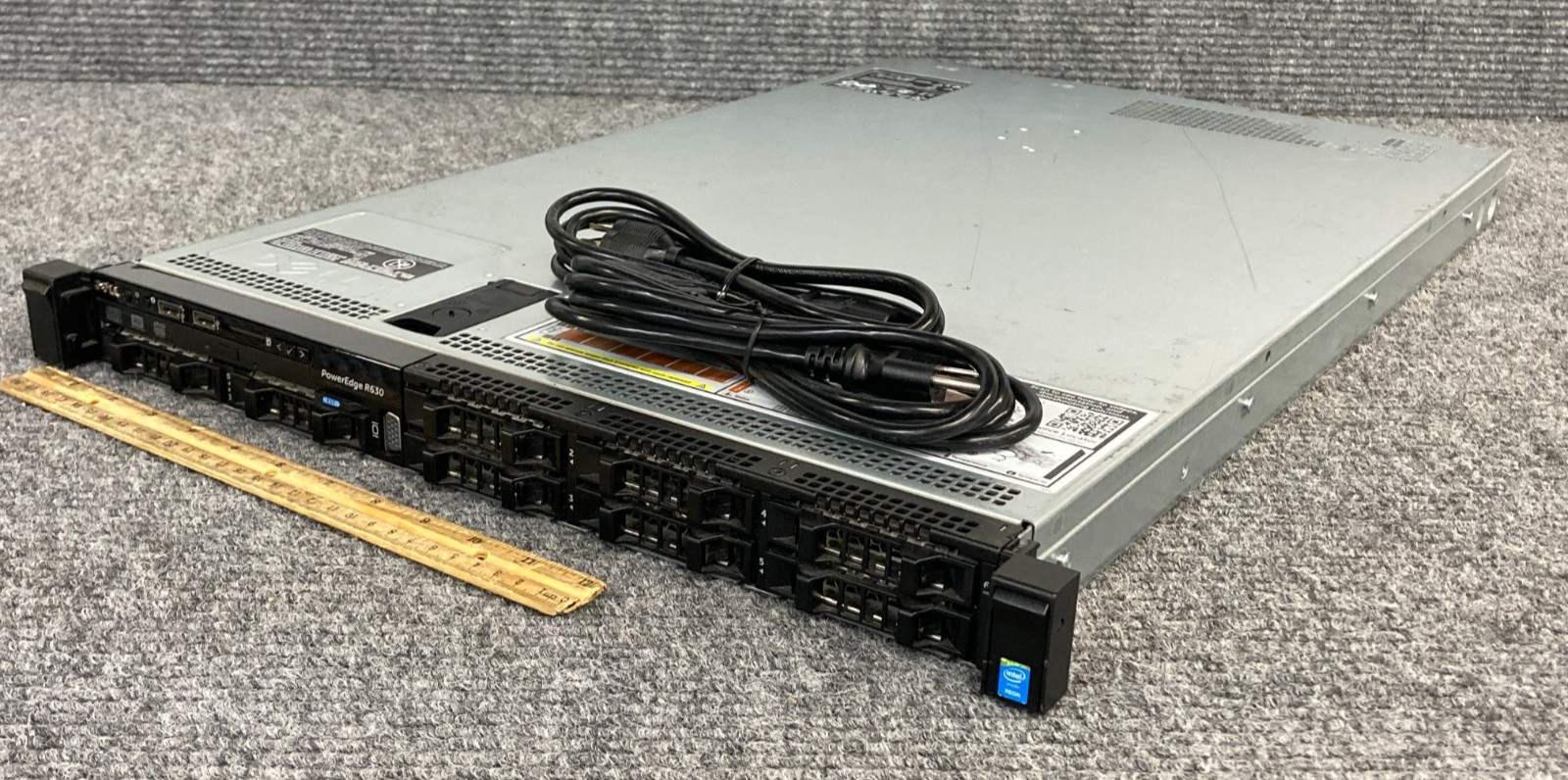 Dell PowerEdge R630 Server w/ 2x Intel Xeon E5-2660 v3, 32GB, 2x PSU &Cords