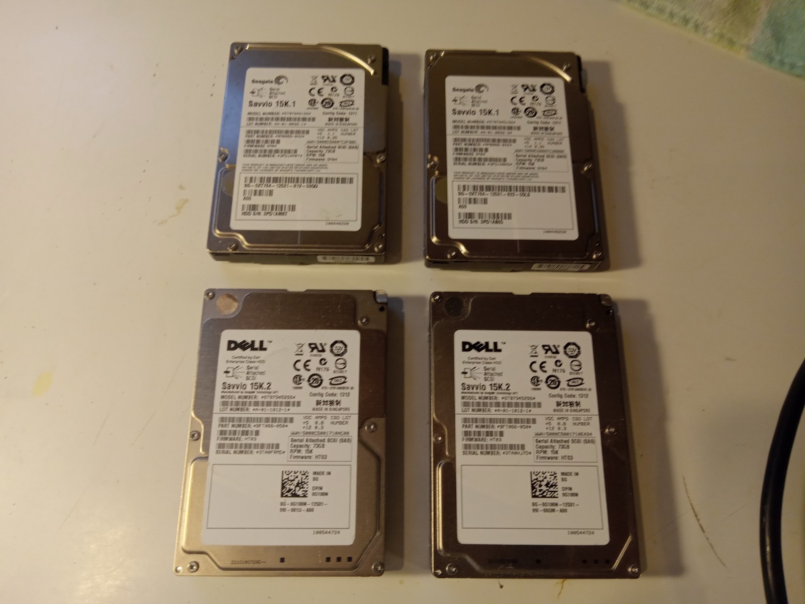Untested – Lot of 4 SAS Server Hard Drives – 2.5 – Dell / SeagateSavvio 15K