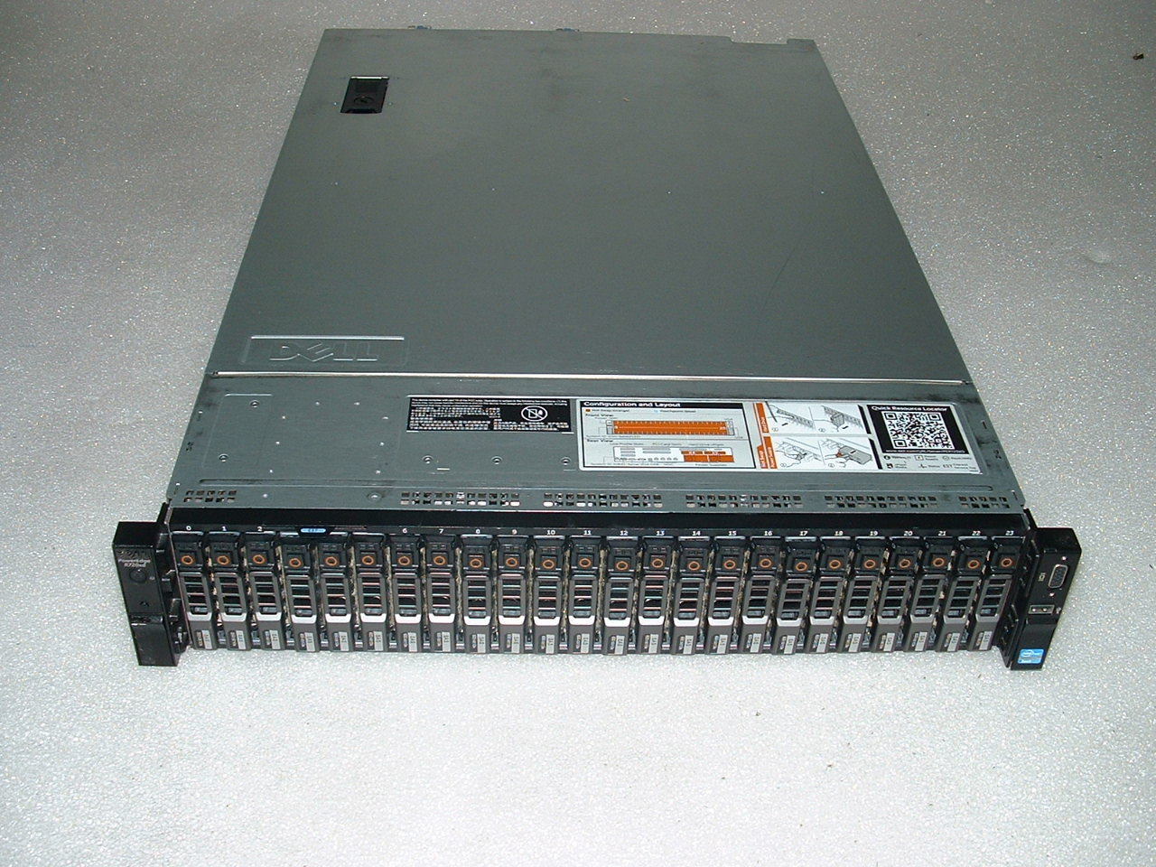 Dell Poweredge R720xd 2x Xeon E5-2680 2.7GHz 16-Cores  64gb  H710p  26x Trays