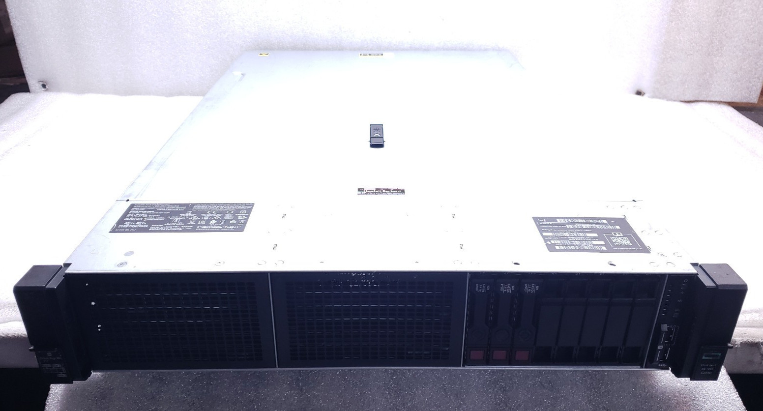 HPE ProLiant DL380 Gen10 Server (2X) Xeon Silver 4110 2.1GHz 32GB RAM No HDD #99