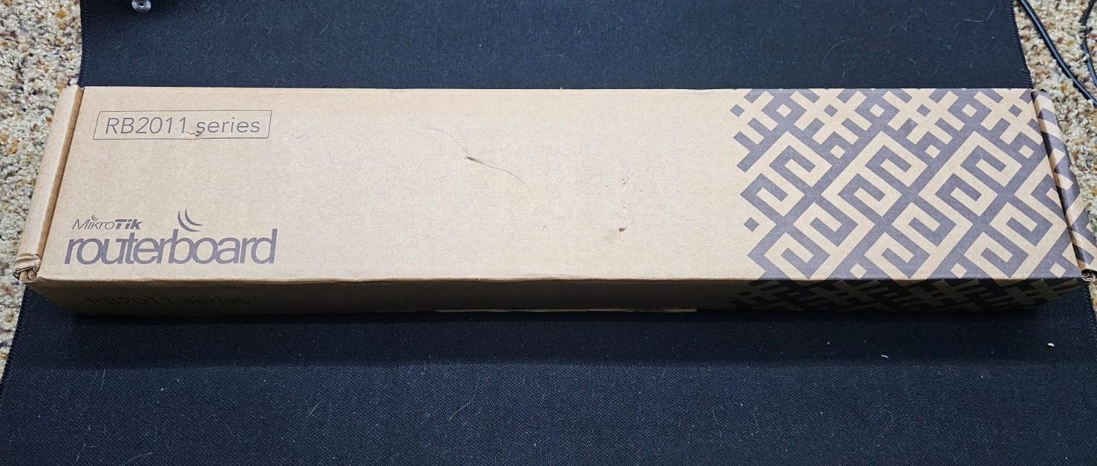 MikroTik RB2011IL-RM 600MHz 64MB 5xLAN PoE Rackmount Router with All Accessories