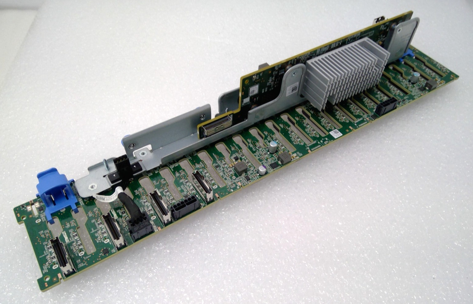 Dell PowerEdge R750 0571RM SAS/SATA PCIe NVMe 2.5″ Hard Drive Backplane Card T7