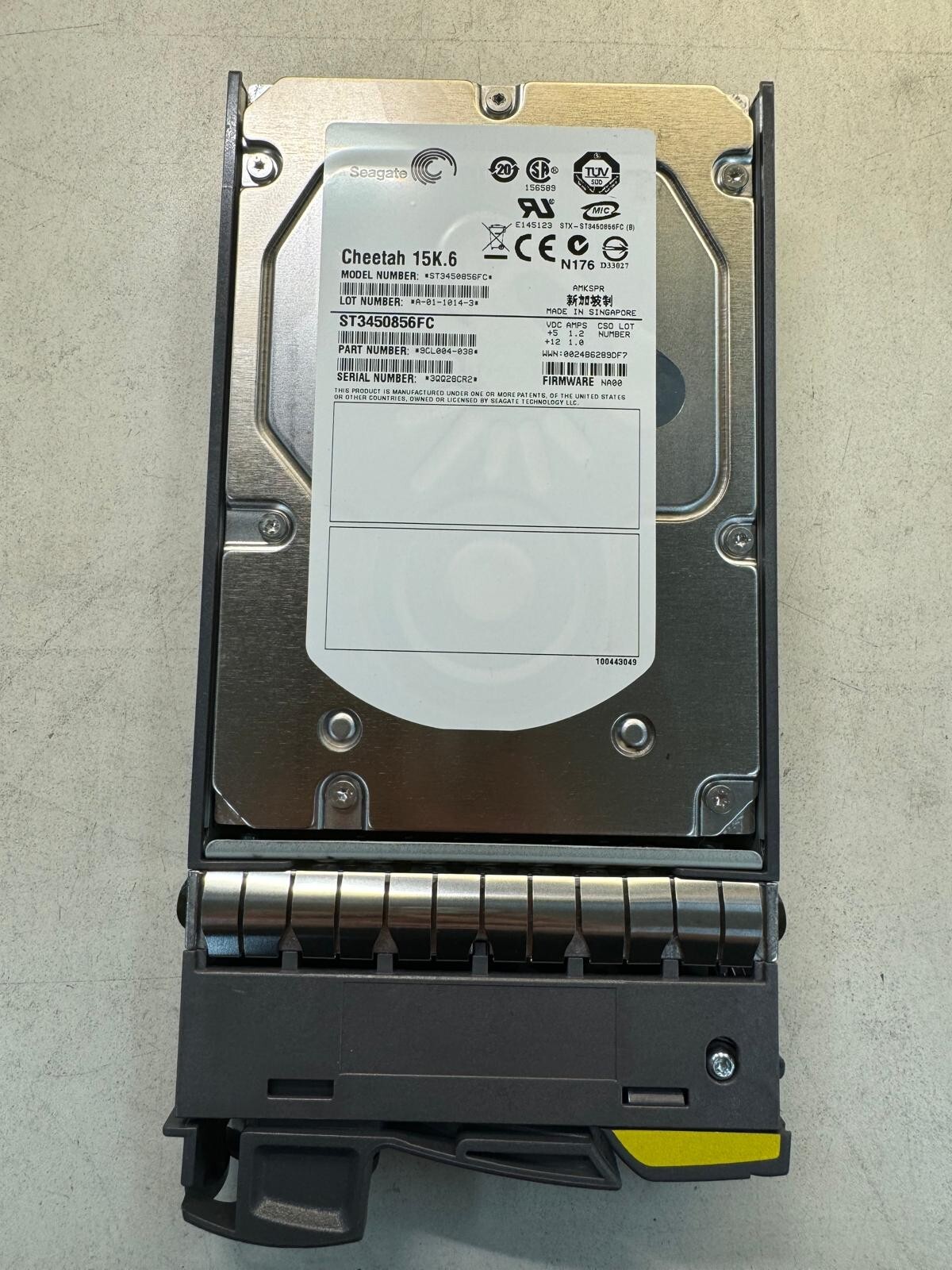 NetApp 450GB 108-00205+B1 X291A-R5 15K RPM 4G Fiber Channel Server Hard Drives