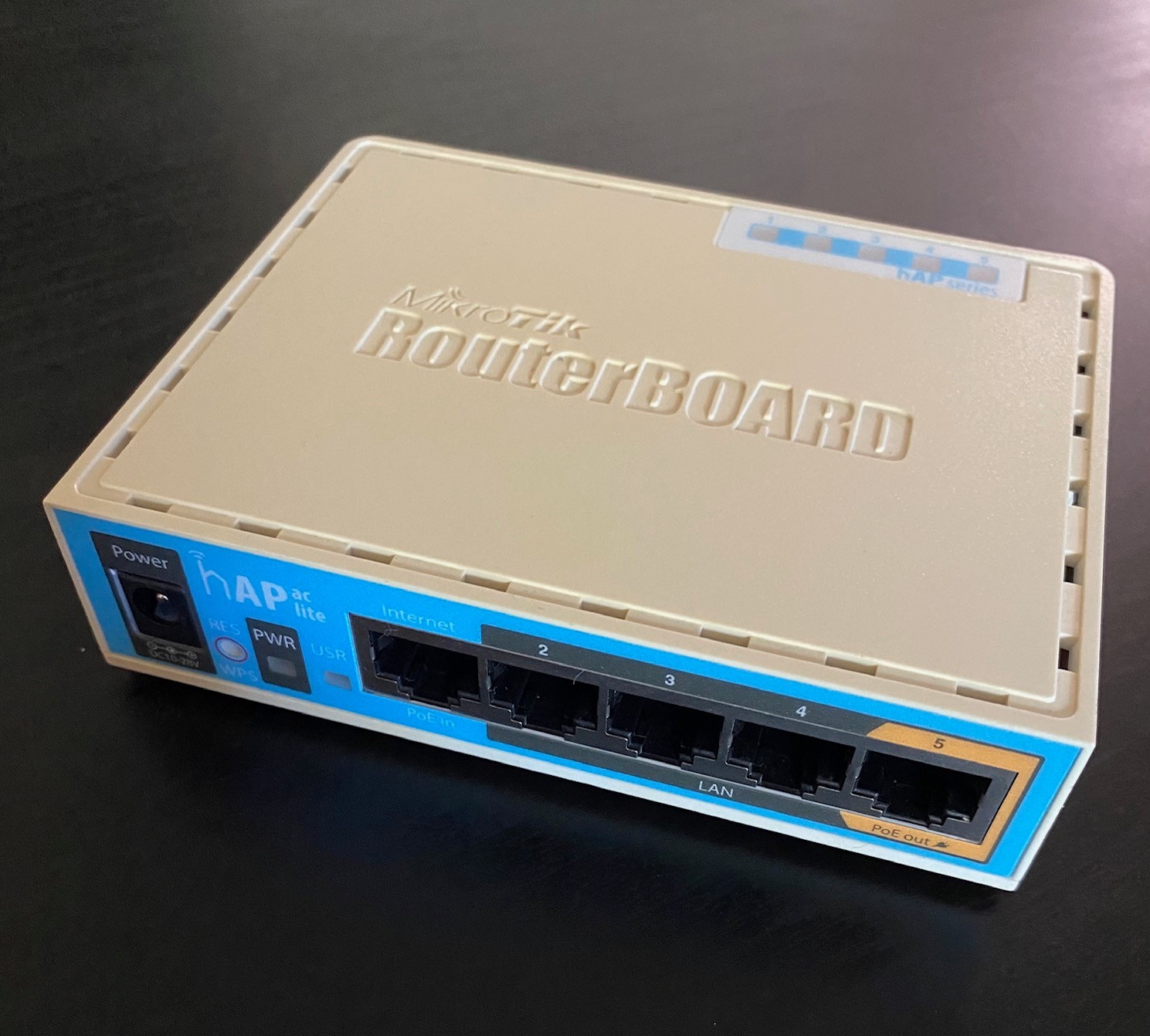 MikroTik RouterBoard RB750G Gigabit Ethernet Router