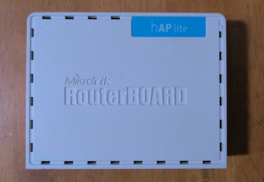 MikroTik RB941-2nD hAP Lite Routerboard Wireless  4xPort Router No Power Supply