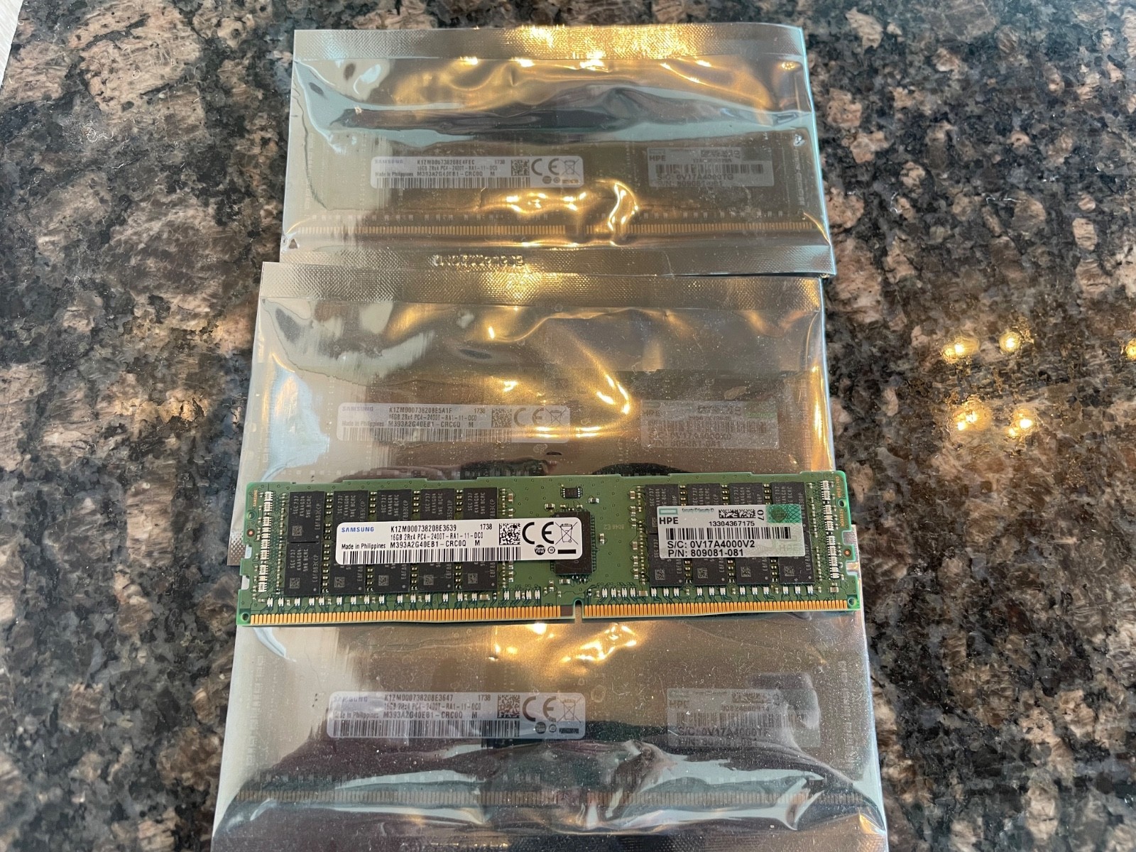NEW 64GB Genuine HP Samsung (4 x 16GB) PC4-2400T ECC REG 2Rx4 Memory 809081-081