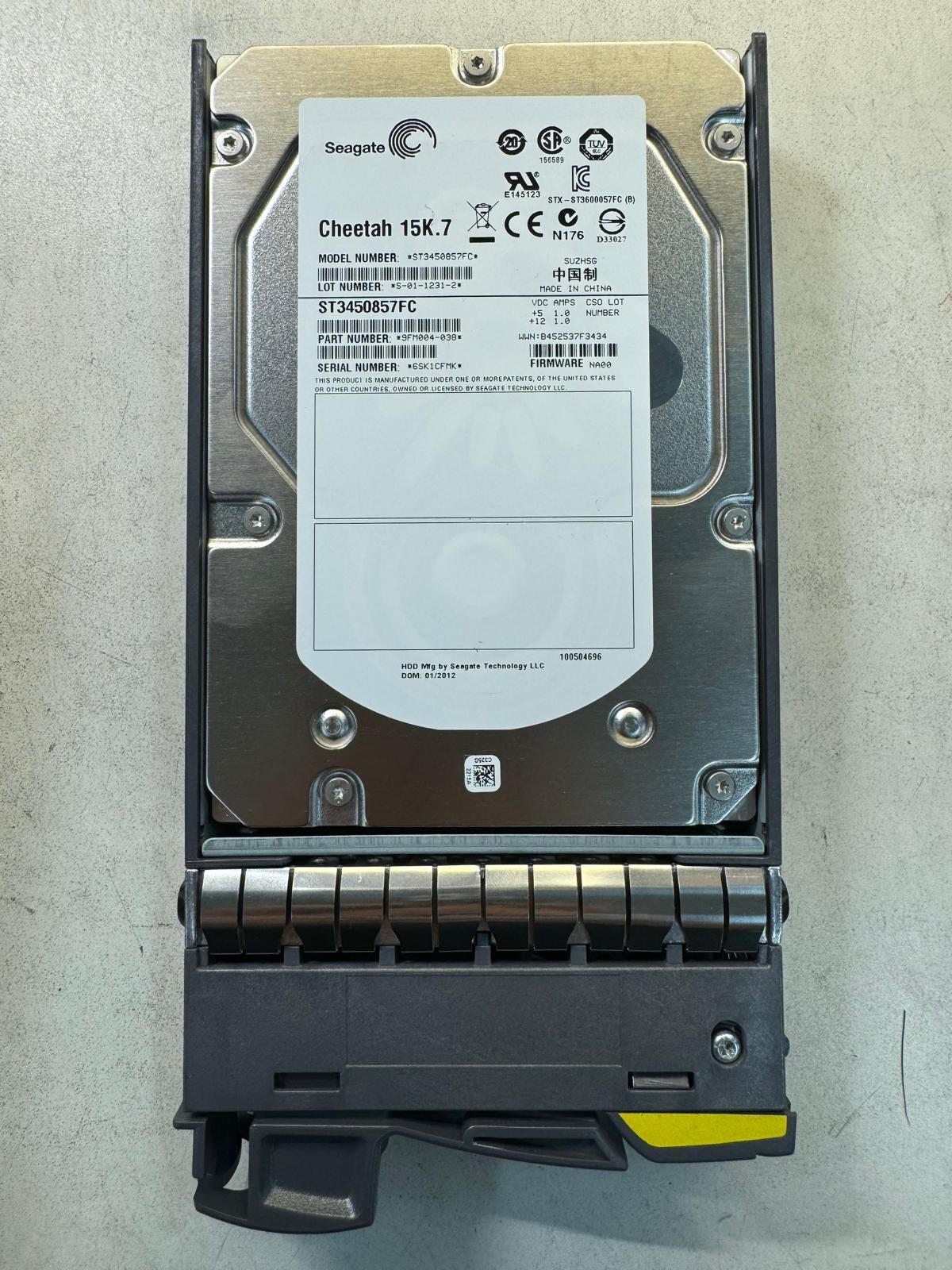 NetApp 450GB 108-00205+B2 X291A-R6 15K RPM 4.0Gbps FC 3.5″ Server Hard Drives