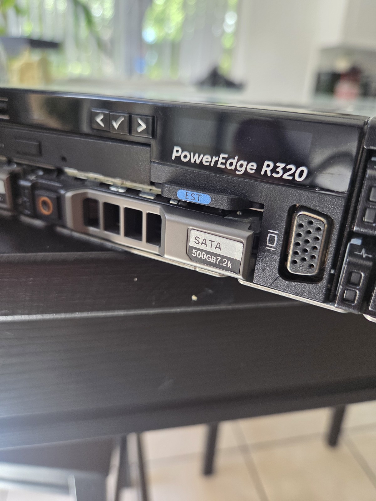 DELL POWEREDGE R320 1x INTEL XEON E5-2430 32GB RAM x5 HDD 500gb and 600gb